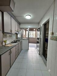 Blk 539 Serangoon North Avenue 4 (Serangoon), HDB Executive #593235961